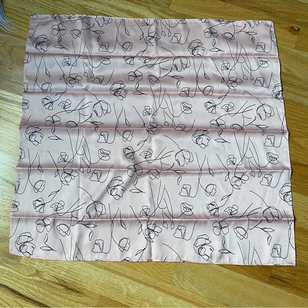 Lark & Ives Hair Scarf Set & Hemlock Bandana Bundle - Pink, Ivory Multicolor NEW - Picture 4 of 10